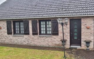 rénovation des châssis en bois d'une maison à Namur