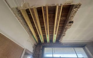 rénovation plafond après problèmes de mérule