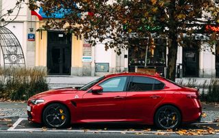 Voiture orange