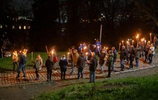 marche aux flambeaux