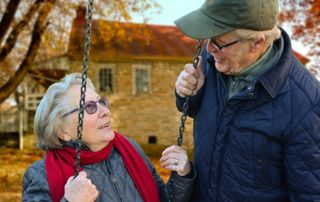 couple de personnes âgées