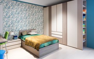 papier peint posé dans une chambre